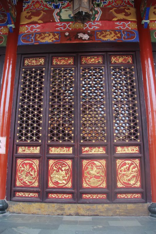 仿古門窗主要是使用的什么材質